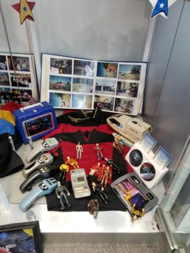 Library Star Trek Display 2019