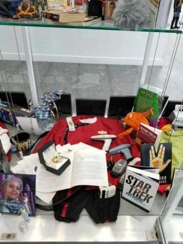 Library Star Trek Display 2019